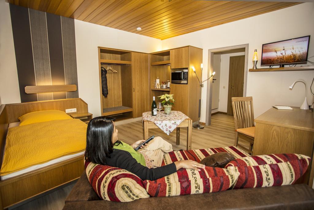 Apartament Boardinghouse Remchingen Baan Arun Zewnętrze zdjęcie