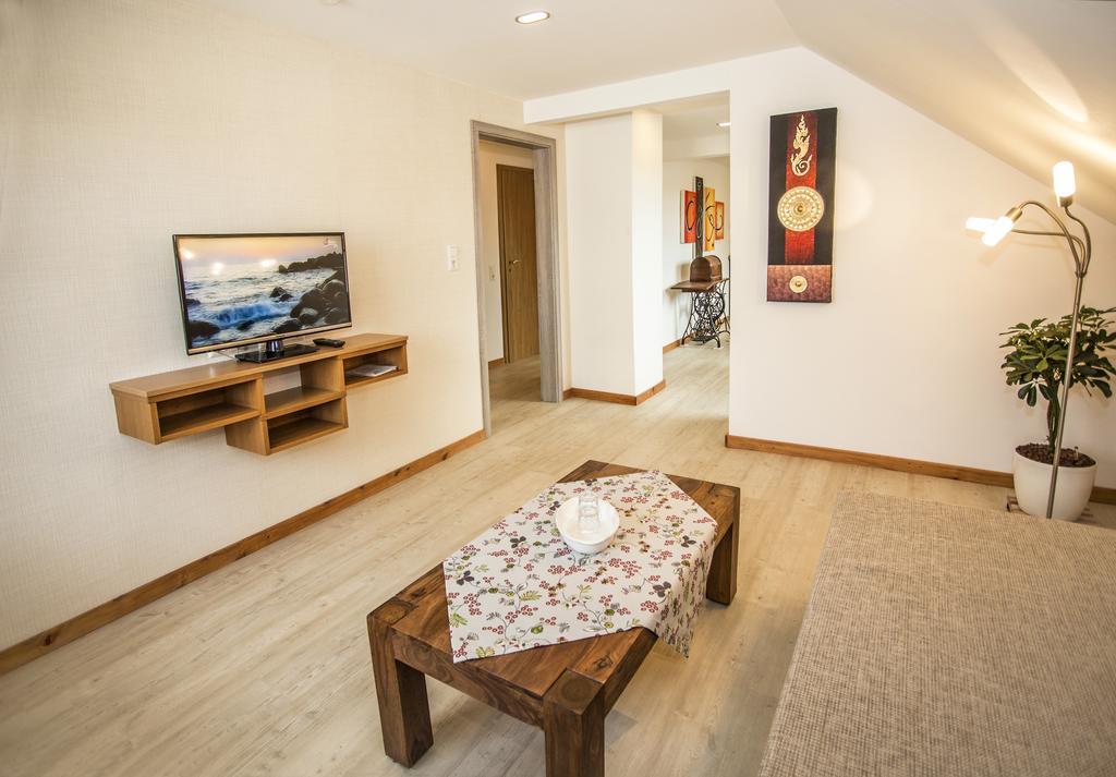 Apartament Boardinghouse Remchingen Baan Arun Zewnętrze zdjęcie