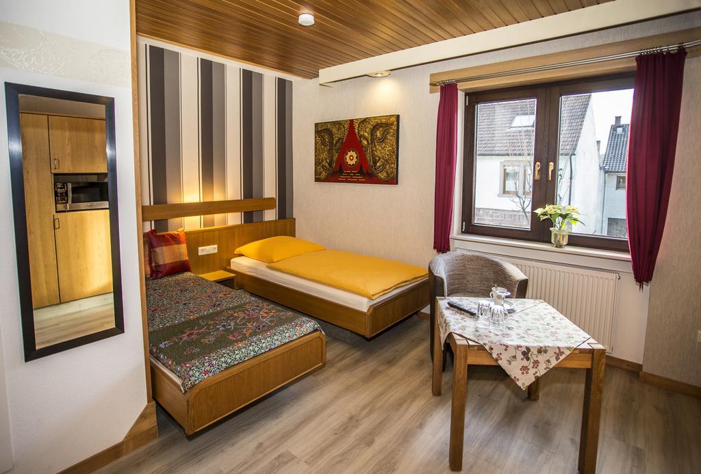 Apartament Boardinghouse Remchingen Baan Arun Zewnętrze zdjęcie