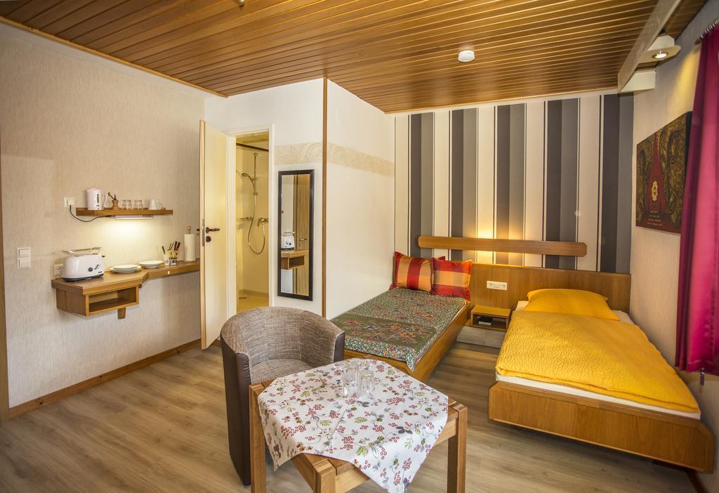 Apartament Boardinghouse Remchingen Baan Arun Zewnętrze zdjęcie