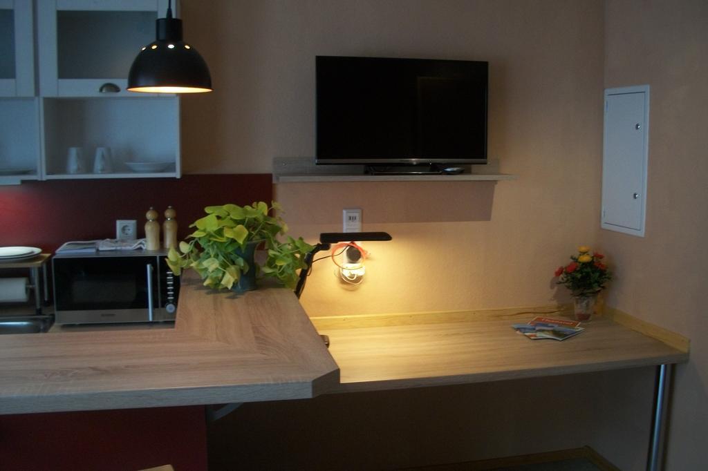Apartament Boardinghouse Remchingen Baan Arun Zewnętrze zdjęcie
