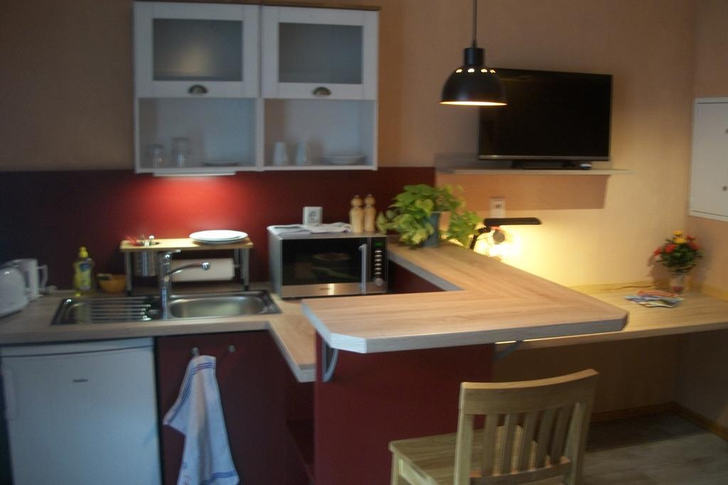 Apartament Boardinghouse Remchingen Baan Arun Zewnętrze zdjęcie