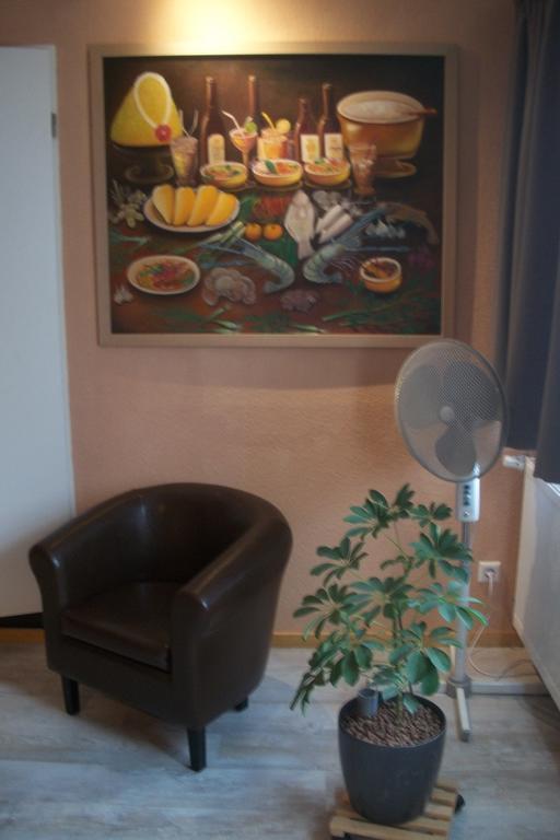 Apartament Boardinghouse Remchingen Baan Arun Zewnętrze zdjęcie